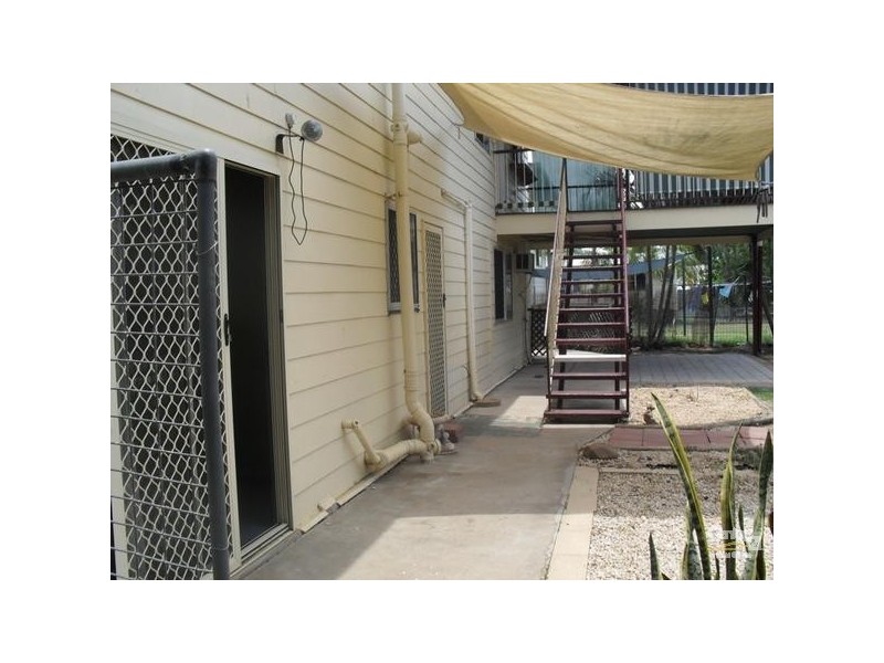 30 Birt Street, Blackwater QLD 4717