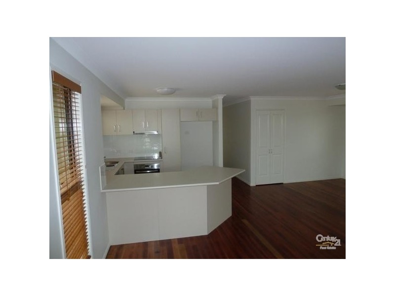 1/16 Pandanus Street, Blackwater QLD 4717