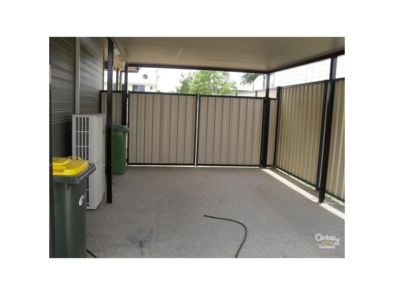 2 Bredhauer, Blackwater QLD 4717