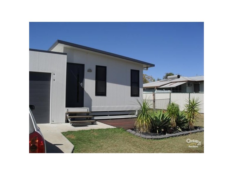 29 Sandalwood Street, Blackwater QLD 4717