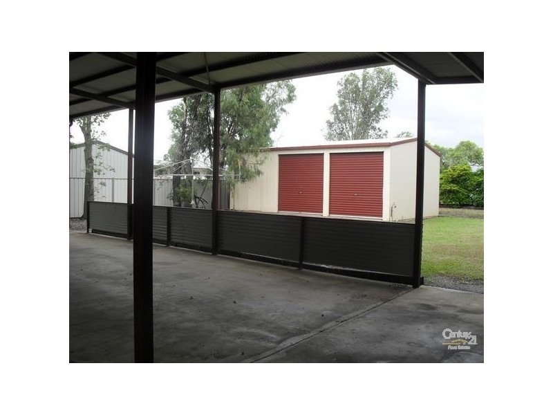 49 Taurus Street, Blackwater QLD 4717