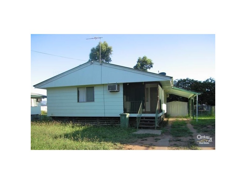 40 Bendee Crescent, Blackwater QLD 4717