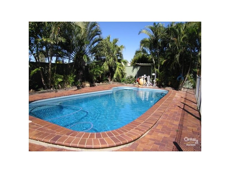 41 Arthur Street, Blackwater QLD 4717