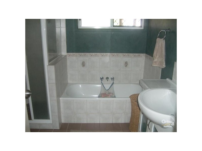 3 Caprice Court, Emerald QLD 4720