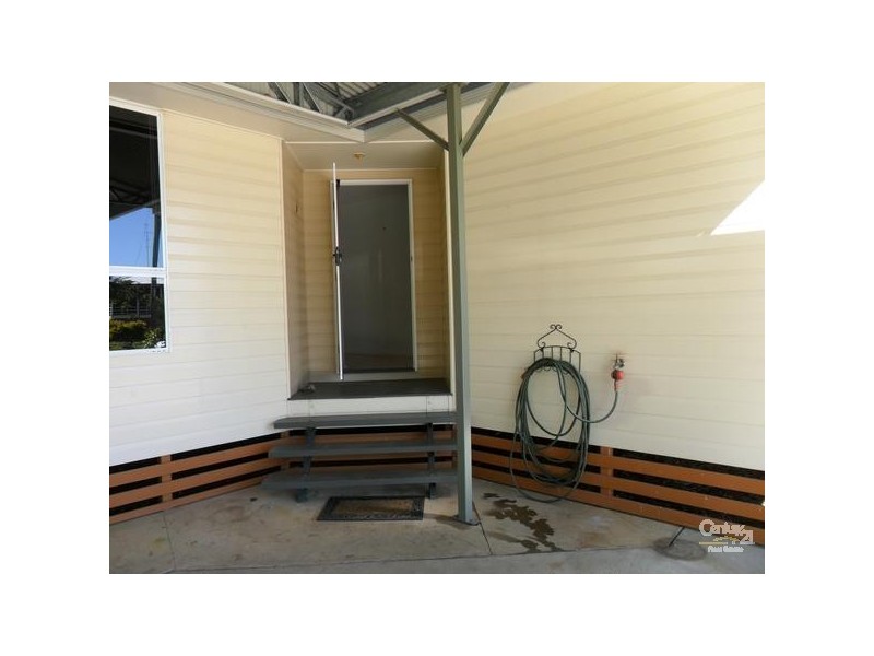 16 Seeman Street, Blackwater QLD 4717