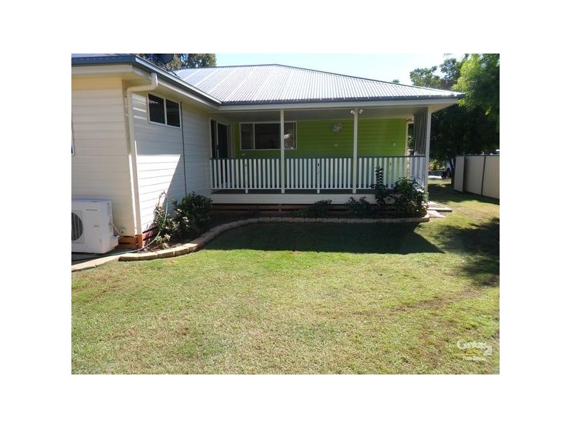 16 Seeman Street, Blackwater QLD 4717