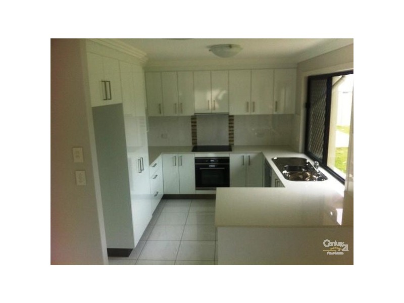 49 Newman Drive, Emerald QLD 4720