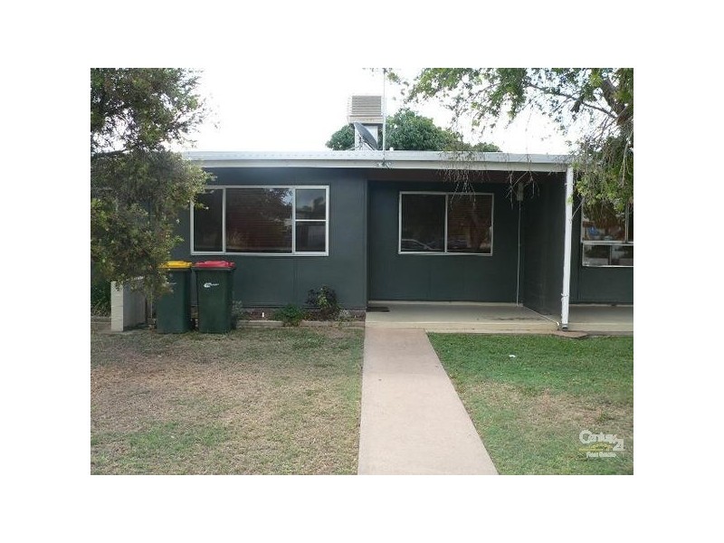 3/45 Opal, Emerald QLD 4720