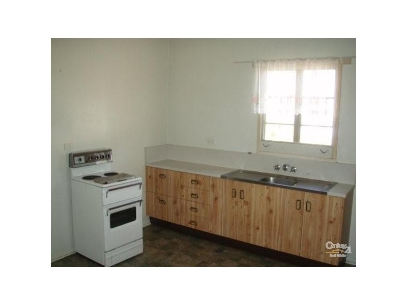 1/93 Ruby Street, Emerald QLD 4720