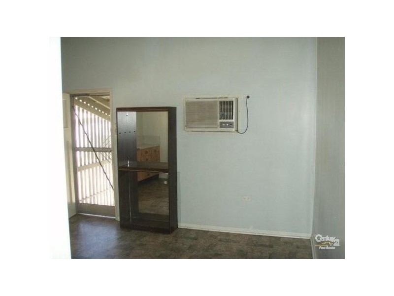 1/93 Ruby Street, Emerald QLD 4720