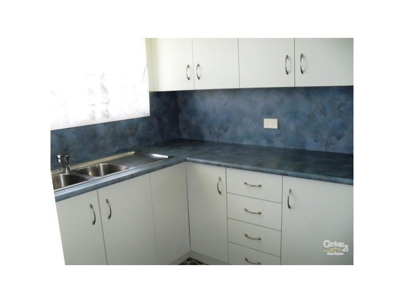 34 Fay Street, Blackwater QLD 4717