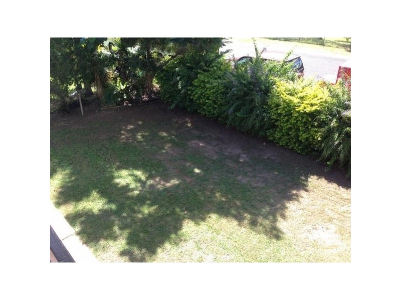 6 Mellish Crescent, Emerald QLD 4720