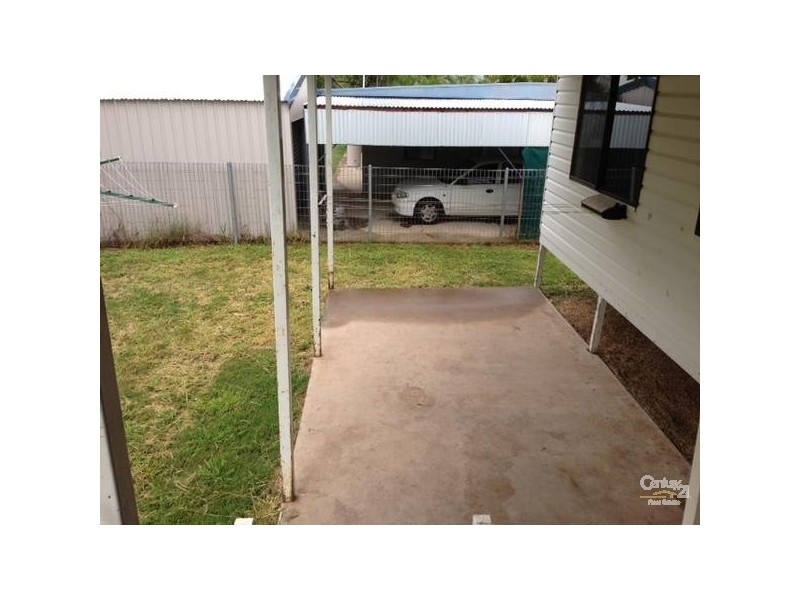 19 Morse Street, Emerald QLD 4720