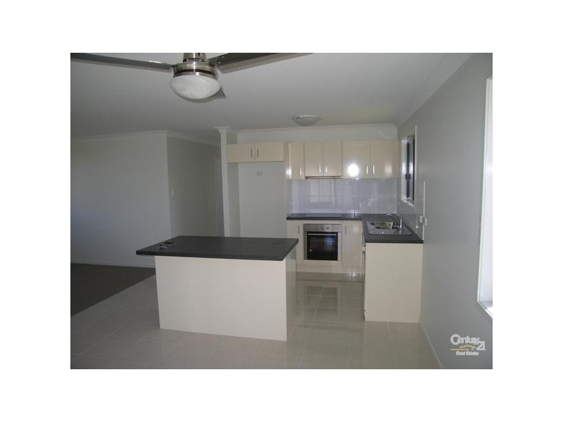 2 Easton Street, Emerald QLD 4720