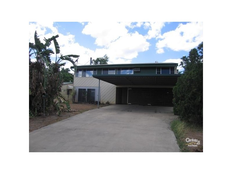 27 Hunter Street, Blackwater QLD 4717