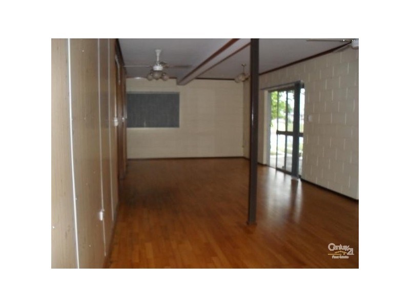 19 Arthur Street, Blackwater QLD 4717