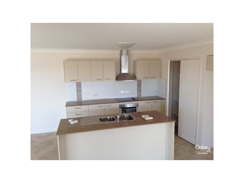 17 Maranda Street, Emerald QLD 4720