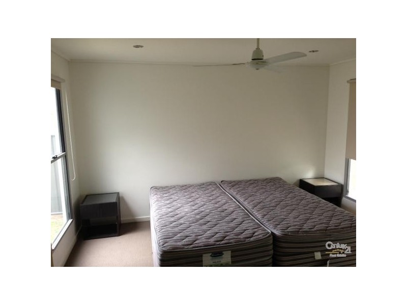 6 Batts Place, Emerald QLD 4720