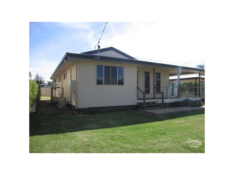 7 Park Street, Blackwater QLD 4717