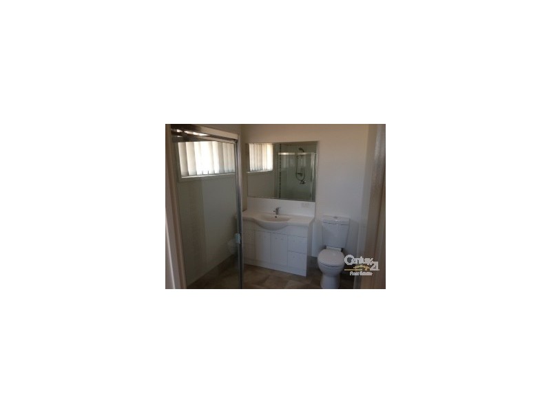 5 Belmont Place, Emerald QLD 4720