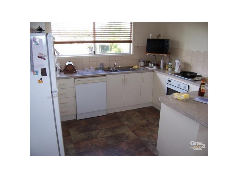 49 Stower, Blackwater QLD 4717
