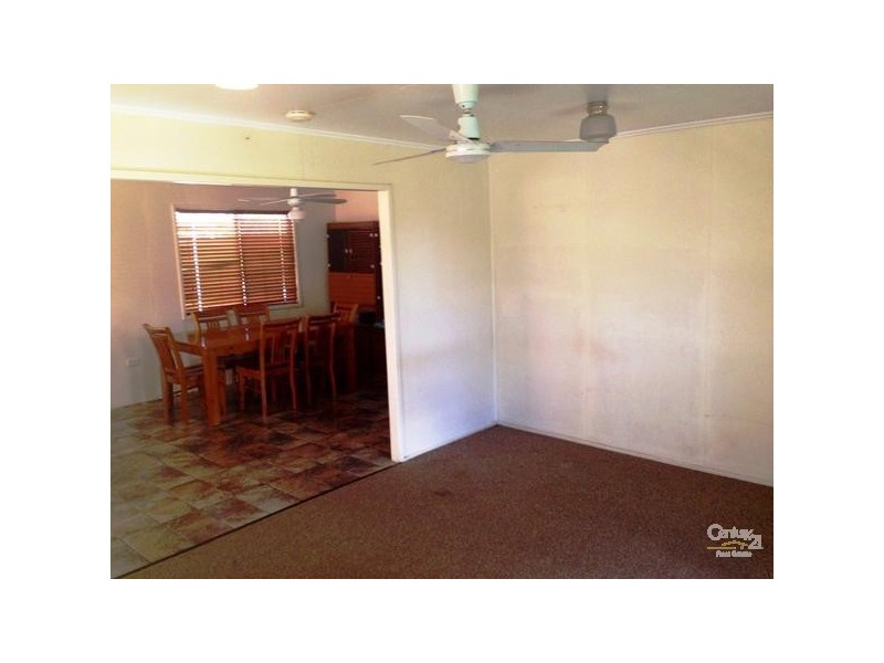 49 Stower, Blackwater QLD 4717