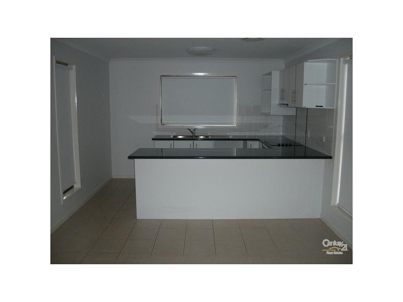 35 Mayfair Drive, Emerald QLD 4720