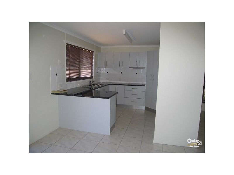 20 Hunter, Blackwater QLD 4717