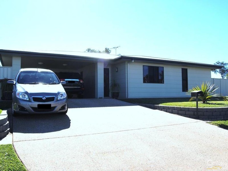 61 Jeppesen Drive, Emerald QLD 4720