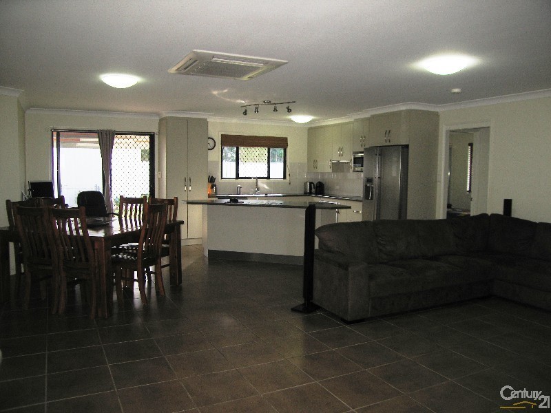 61 Jeppesen Drive, Emerald QLD 4720