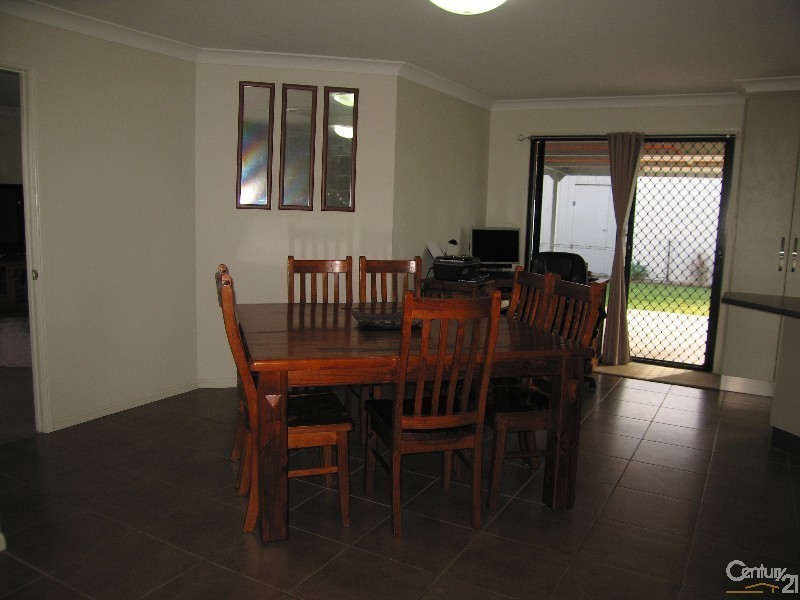 61 Jeppesen Drive, Emerald QLD 4720