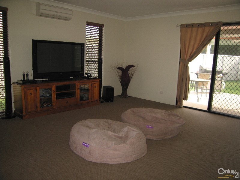 61 Jeppesen Drive, Emerald QLD 4720