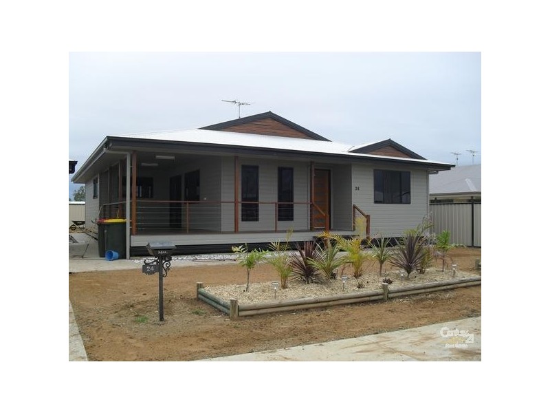 24 Deacon Drive, Blackwater QLD 4717