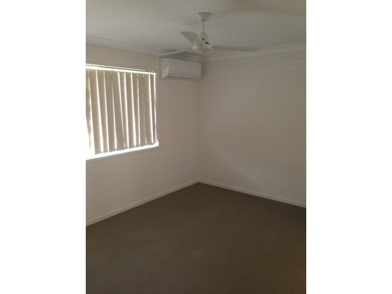 3 Belmont Place, Emerald QLD 4720