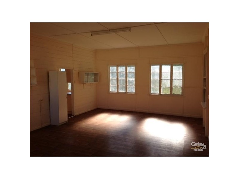 73 Retro Street, Emerald QLD 4720