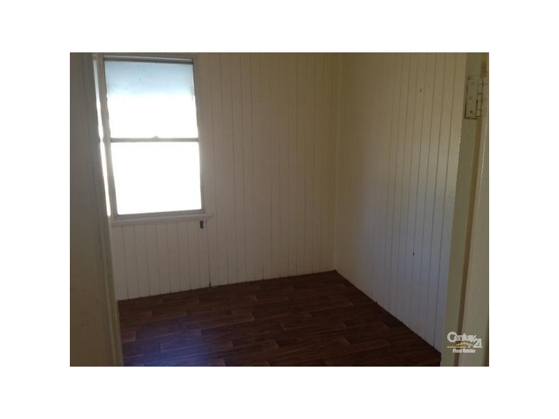 73 Retro Street, Emerald QLD 4720