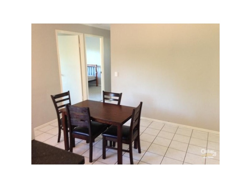 18 Colleen Ave, Emerald QLD 4720