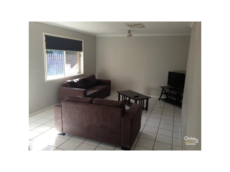 18 Colleen Ave, Emerald QLD 4720