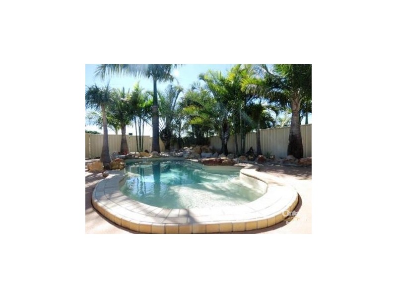 4 Callaghan Street, Emerald QLD 4720