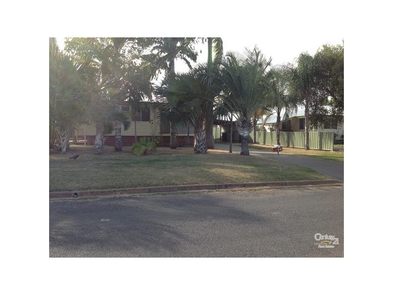 57 Bendee, Blackwater QLD 4717