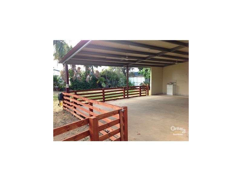 57 Bendee, Blackwater QLD 4717