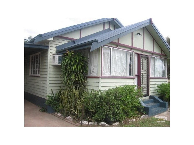 73 Ruby Street, Emerald QLD 4720