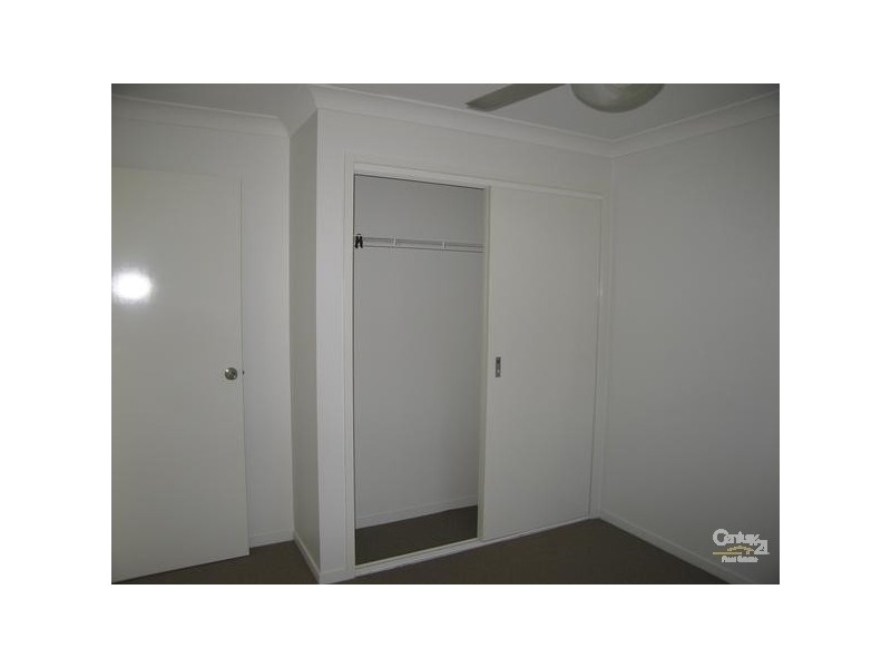 2 Easton Street, Emerald QLD 4720