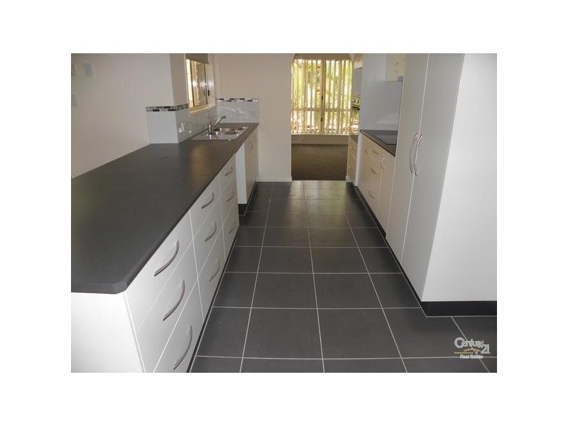 11 Louisa Court, Emerald QLD 4720