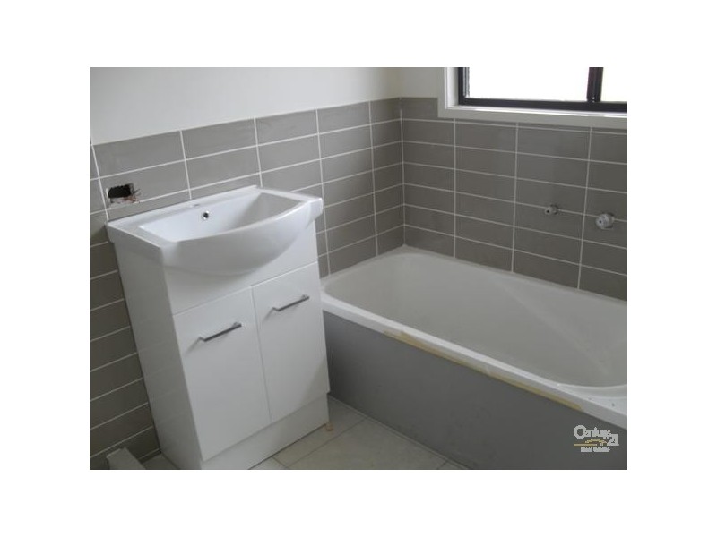 13 Desgrand Street, Emerald QLD 4720