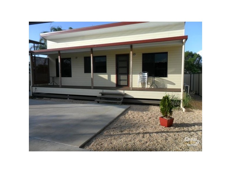 59 b Arthur, Blackwater QLD 4717