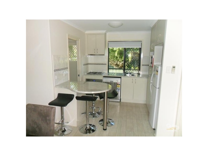 59 b Arthur, Blackwater QLD 4717