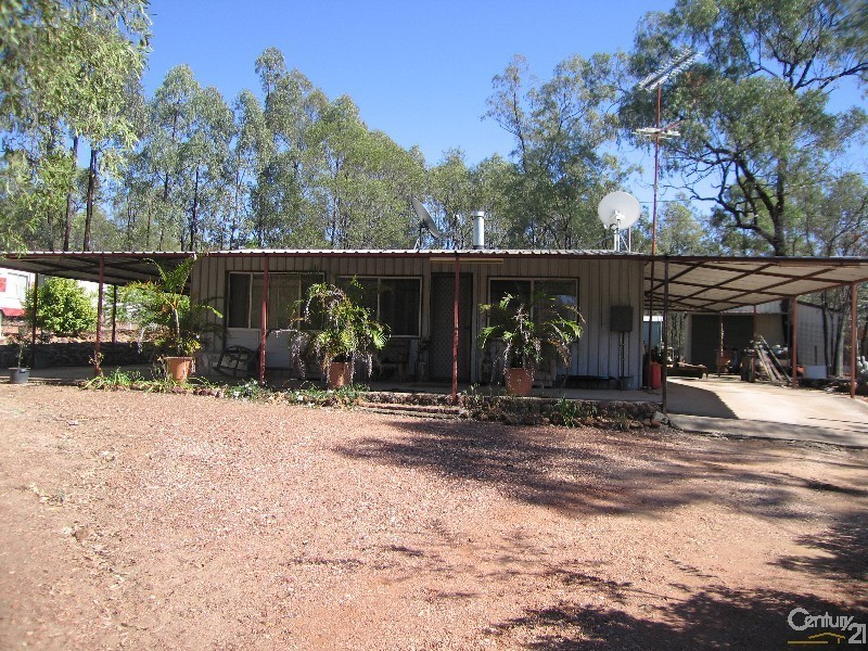 16 Rosewood Road, Sapphire QLD 4702