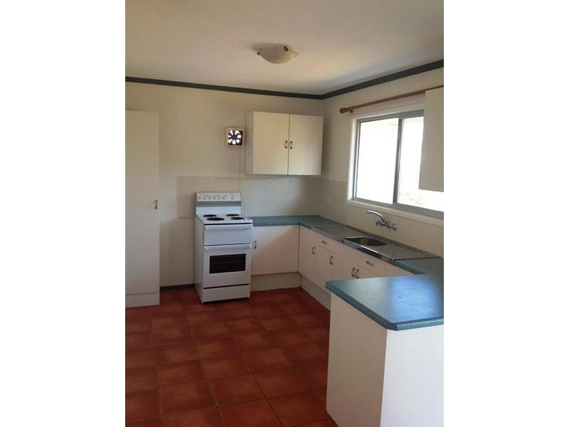 19 Conachan Street, Blackwater QLD 4717