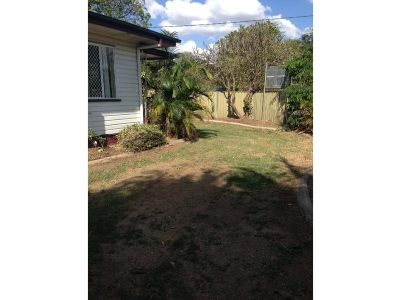 95 Esmond Street, Emerald QLD 4720